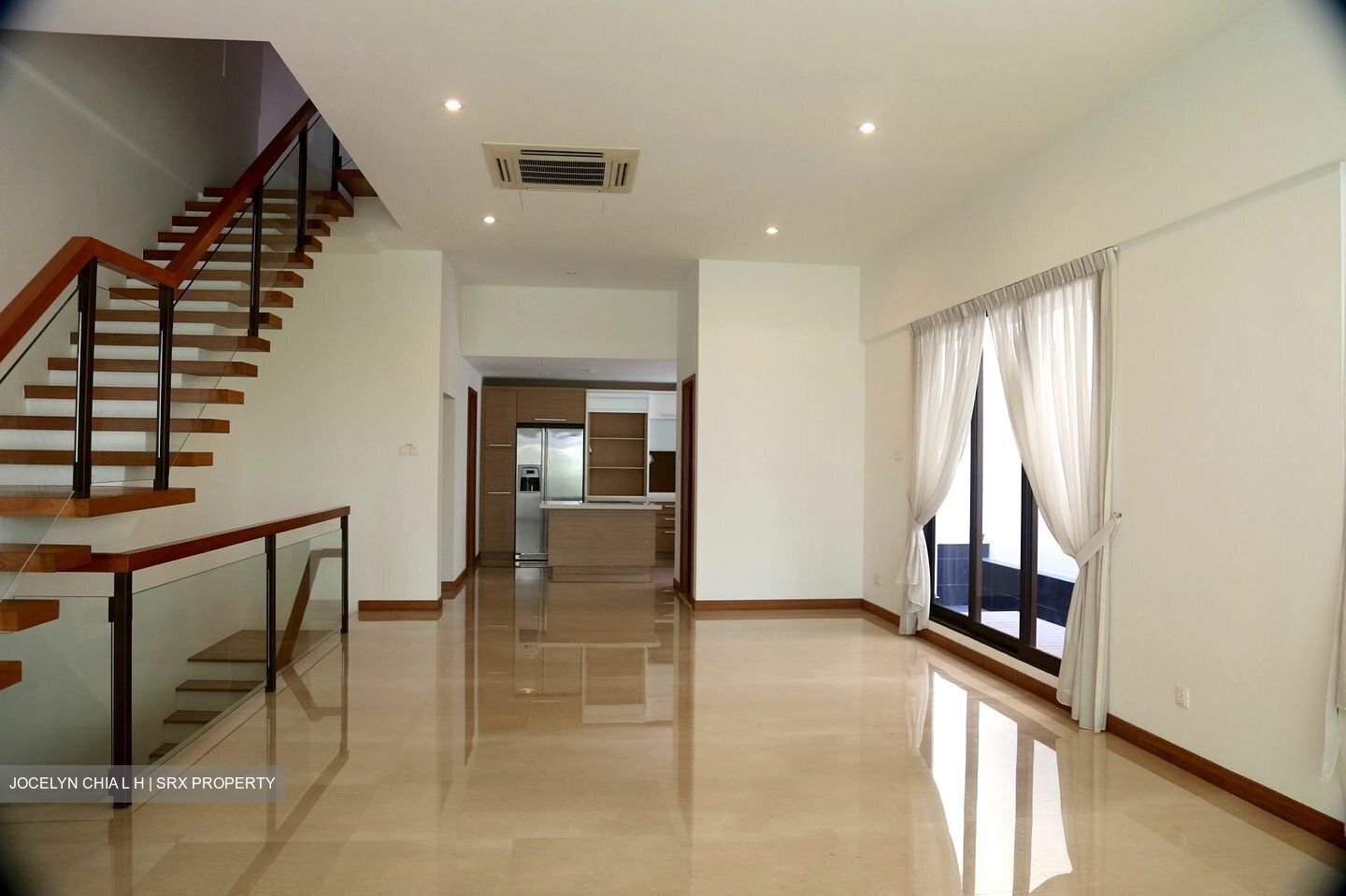 Lornie Road (D11), Terrace #426048061